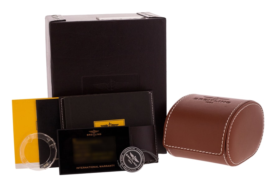 Breitling Avenger Blackbird V17311